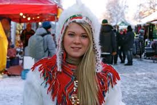 Sa limba Sami: dialetos dèbiles sena istandard generale