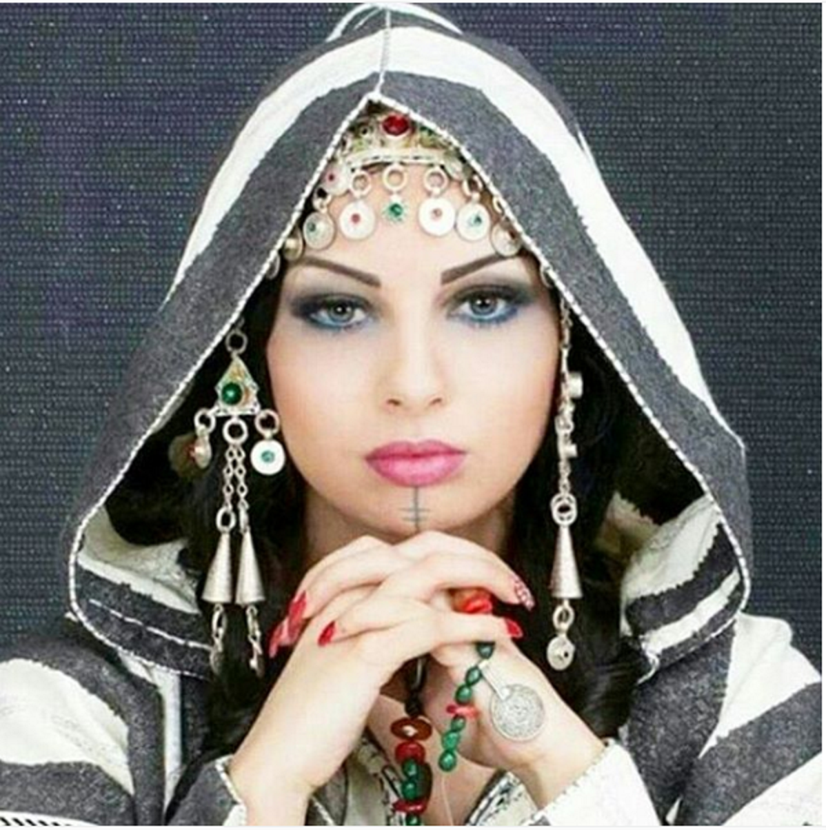 Limba bèrbera  in Algeria, lughes e umbras