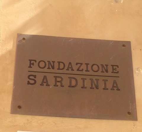 Sa Die de sa Fundatzione Sardinia e sa sìndrome de Istocolma