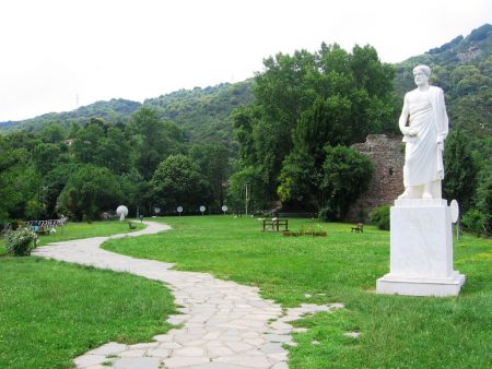 aristotelestagira225756003