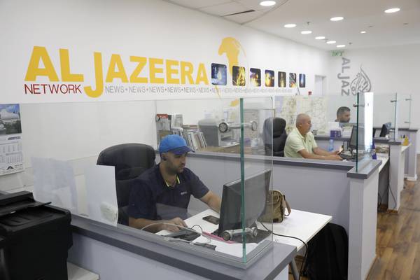 Giornalismu, liberadu Mahmoud Hussein