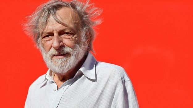 Gino Strada si nch’est mortu. Àteros chentu chi nde nascant
