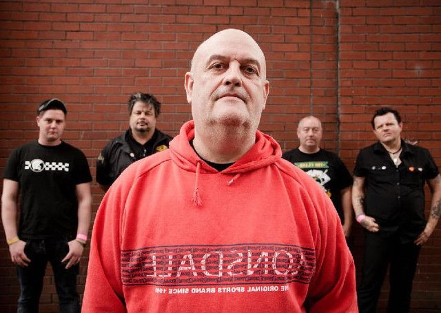 S’est rèndidu Mensi, icona de su punk operaju