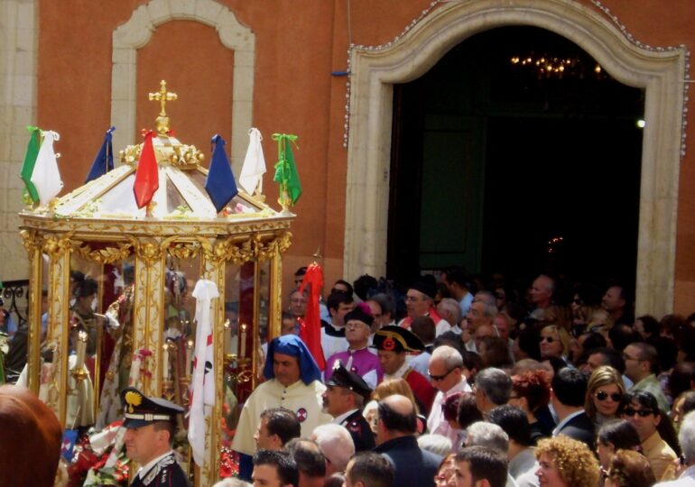Sant'Efis est torradu