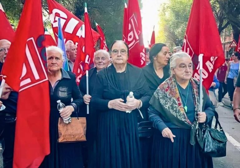 Casteddu in pratza pro sa sanidade