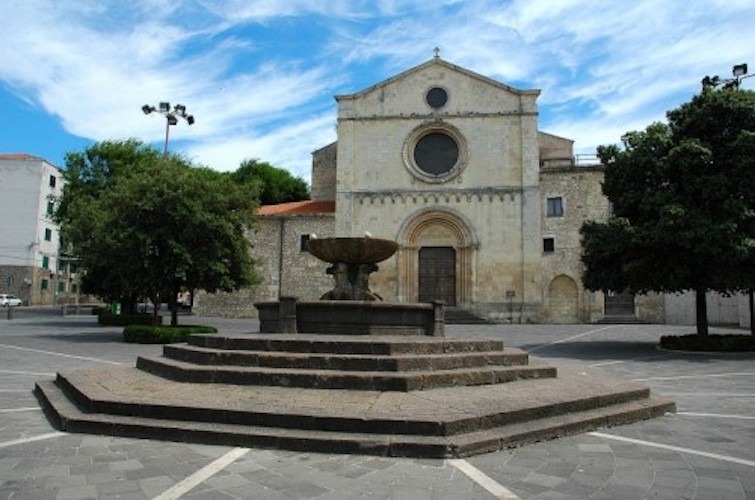 Santa Maria, frantziscanos e Candeleris