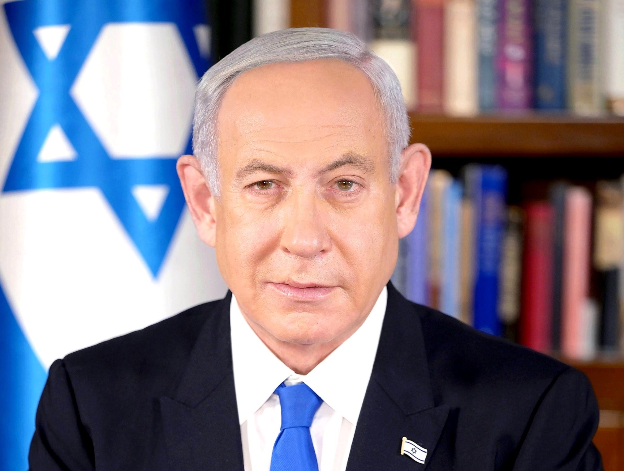 Netanyahu semper de prus in dificultade