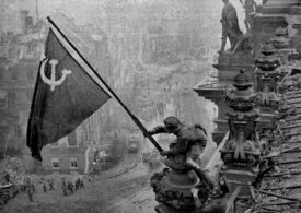 Otanta annos a oe sa derrota nazista de Berlinu