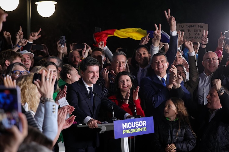 Dan presidente de sa Romania