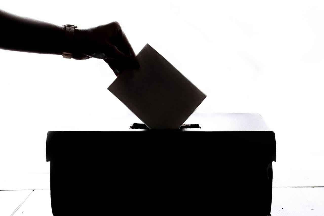Làmpadas, s’8 e su 9 dies de eletziones e referendum