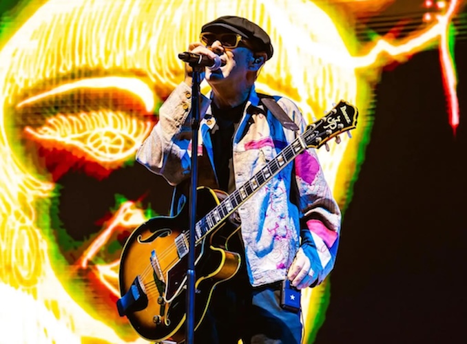 Luca Carboni in s'istadiale aligheresu 2026