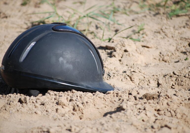 Sa Sartìglia si faghet, festamus cun carchi duda