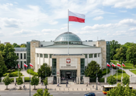 Sa trintzea de Varsàvia: annoas sas votatziones parlamentares polacas