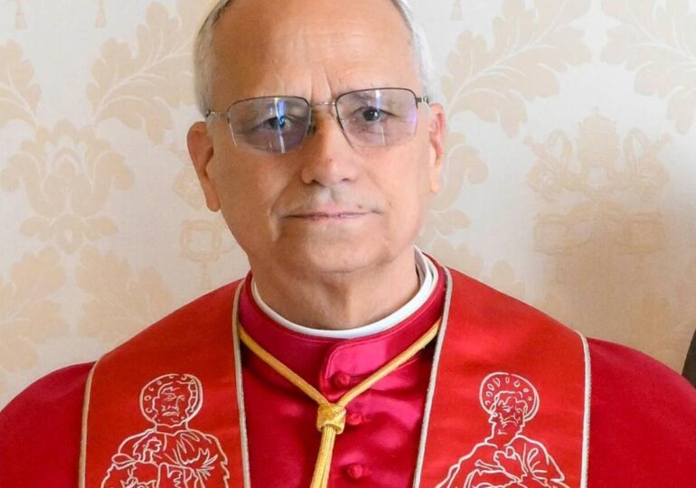 Meloni brighende cun Trump pro su Paba