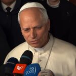 Su Papa pro su pòpulu iranianu e contra a sas minetzas de Trump, chi suspendet sos bombardamentos