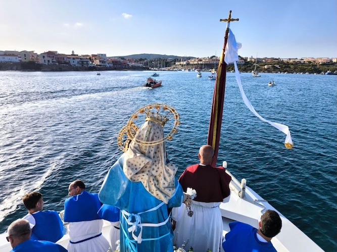 Nostra Segnora de sa Difesa afestada in Istentinas